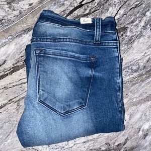 KanCan Ripped Jeans Size 25